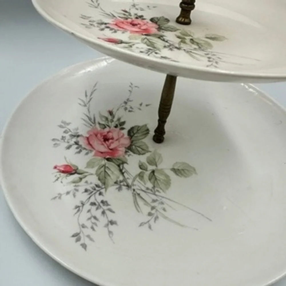 Vintage Oneida Floral 3 Tier Serving Stand Plastic Tea Party Server Cottagecore